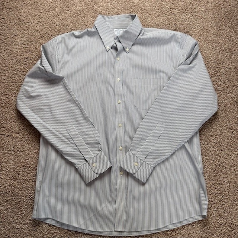 Brooks Brothers Shirt Mens Large Blue Plaid Button Down Supima Cotton Non-Iron